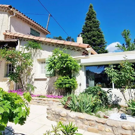 Casa de Férias La Pequelette